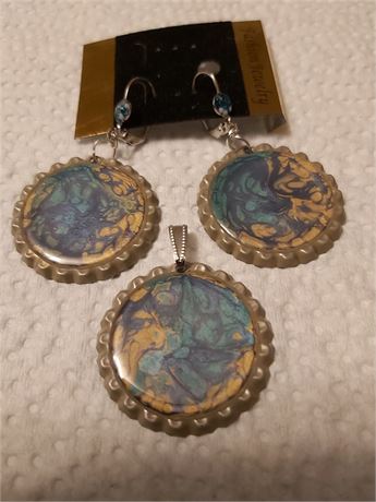Hand Made Bottle Cap Pendant and Earrings